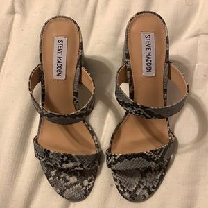 Steve Madden Chunky Heeled Sandals